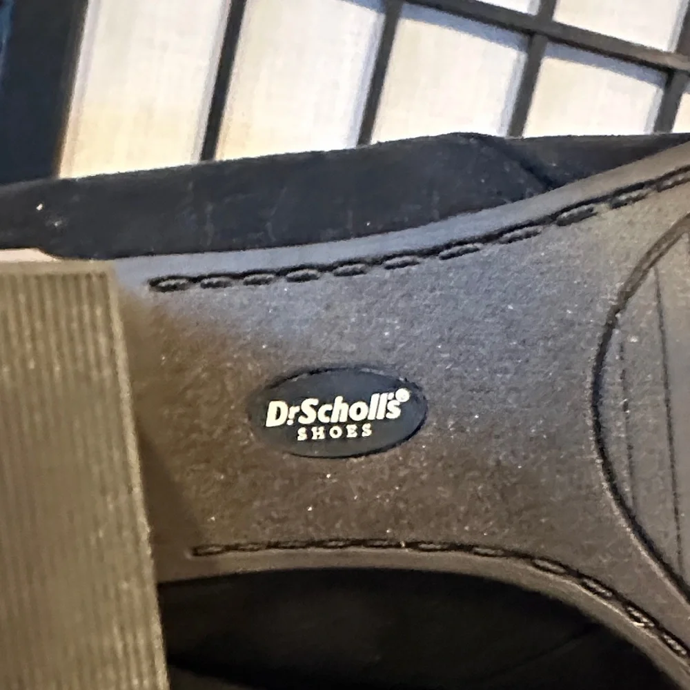 Dr. Scholl's Black Croc Embossed Sude Ankle Booties Worn Once 10m